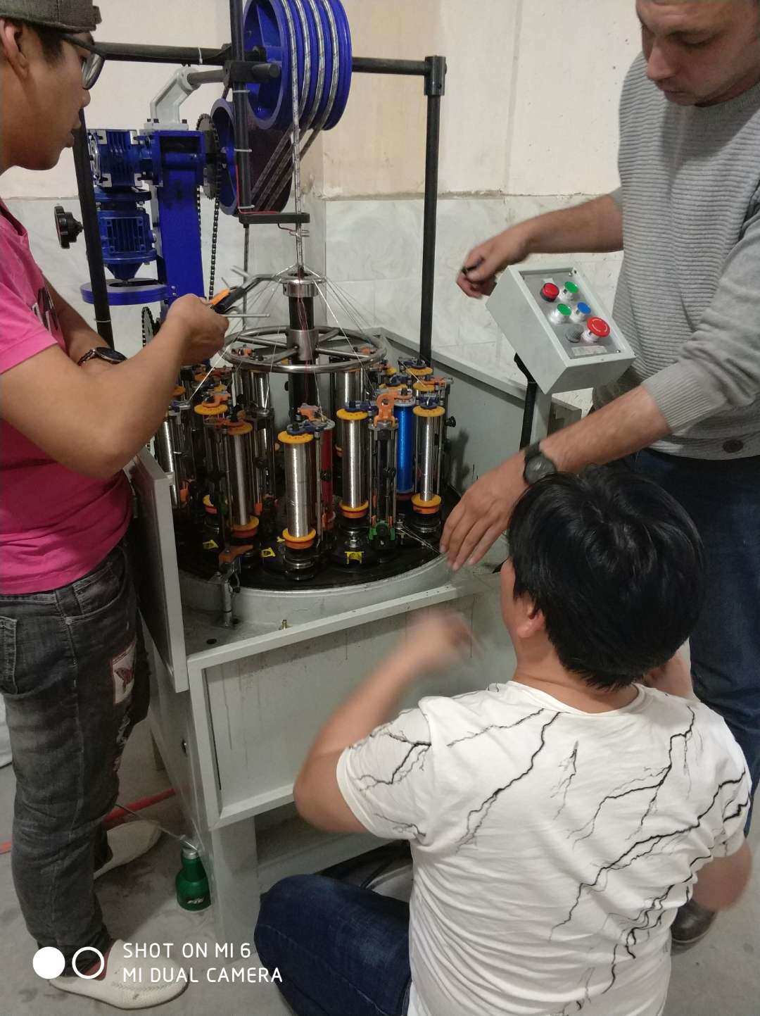 本發(fā)編織機員工培訓(xùn)成為常態(tài)